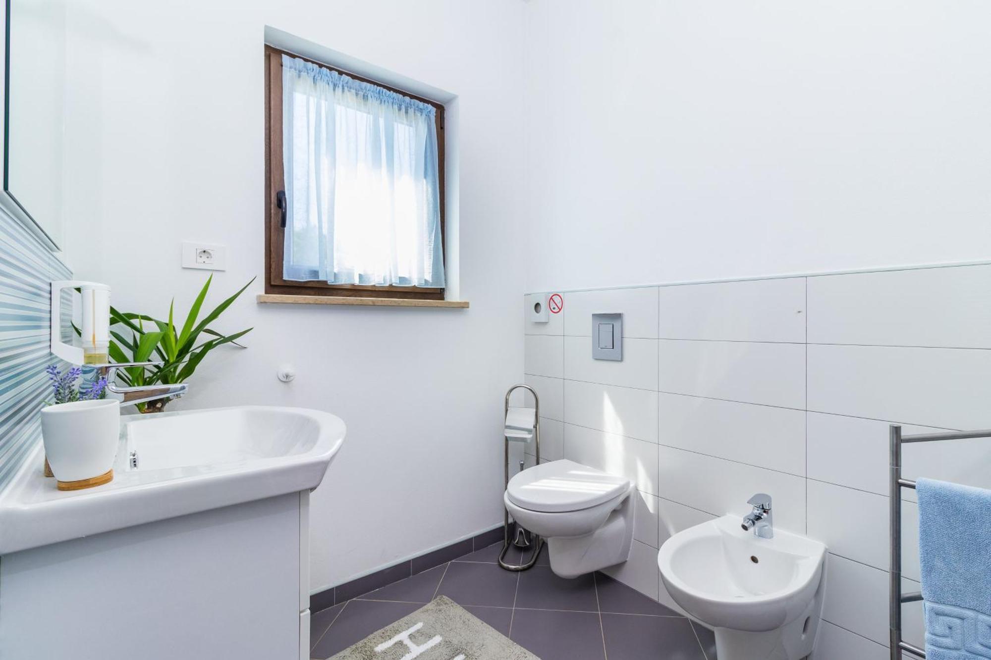 Beeindruckende Luxusvilla Mit Beheiztem Privatpool Светвинченат Экстерьер фото
